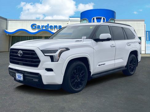 Used 2025 Toyota Sequoia SR5 w/ TRD Sport Package AWD/4WD image 3