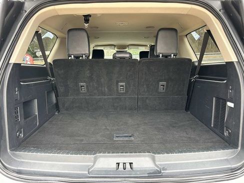 Used 2024 Ford Expedition Max XLT image 17