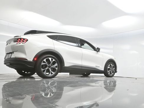 New 2024 Ford Mustang Mach-E Select image 41