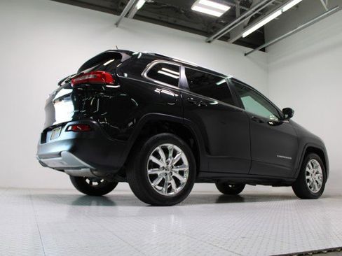 Used 2014 Jeep Cherokee Limited image 17