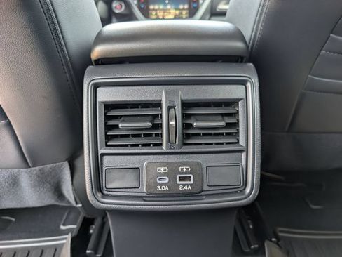 Certified 2025 Subaru Forester Premium AWD/4WD image 26