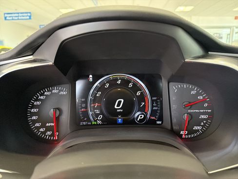 Used 2017 Chevrolet Corvette Stingray Coupe w/ Battery Protection Package RWD image 9