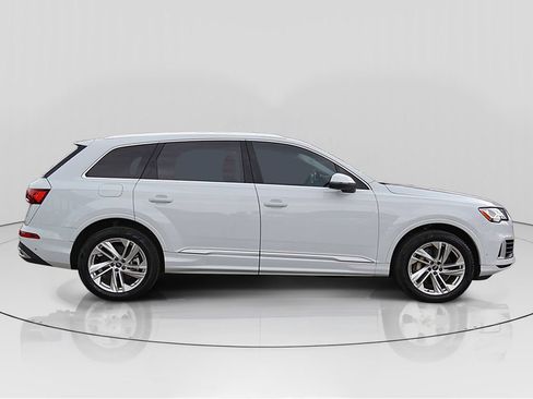 Used 2023 Audi Q7 3.0T Premium Plus w/ Premium Plus Package AWD/4WD image 8