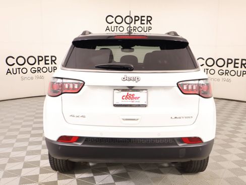 Used 2025 Jeep Compass Limited image 21