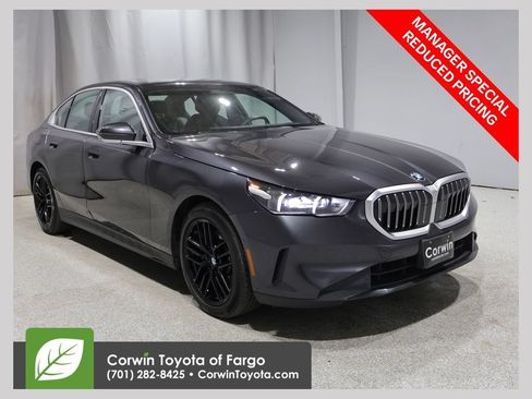 Used 2024 BMW 530i xDrive AWD/4WD image 1