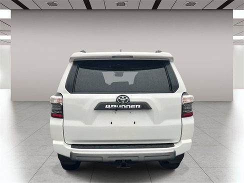 Used 2024 Toyota 4Runner TRD Off-Road image 4