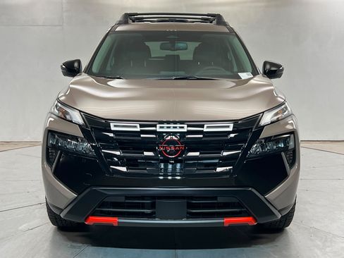 New 2026 Nissan Rogue SV w/ Rock Creek Premium Package AWD/4WD image 8