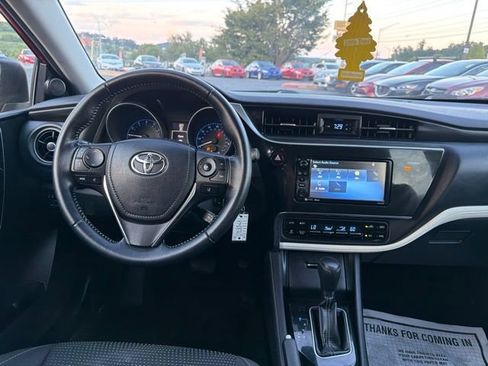 Used 2018 Toyota Corolla iM w/ All-Weather Mat Package FWD image 12