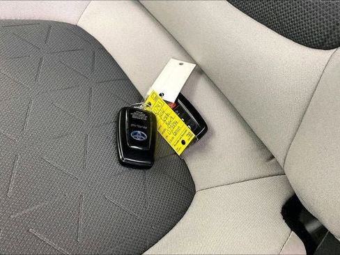 Used 2020 Toyota RAV4 XLE w/ Convenience Package image 14