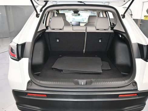 Used 2023 Honda HR-V LX image 21
