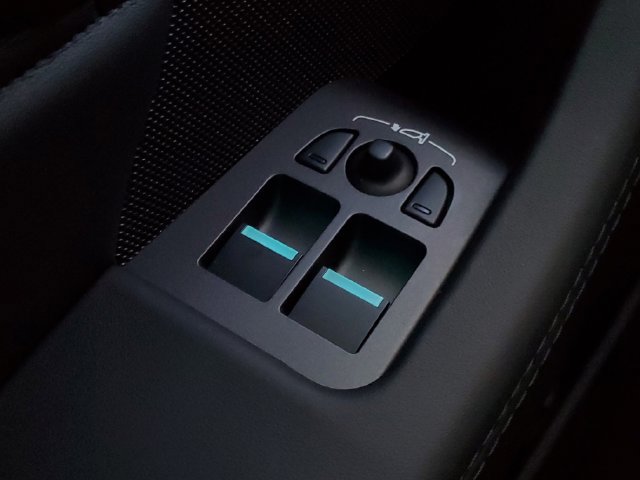 Used 2024 Jaguar F-TYPE Coupe AWD image 17