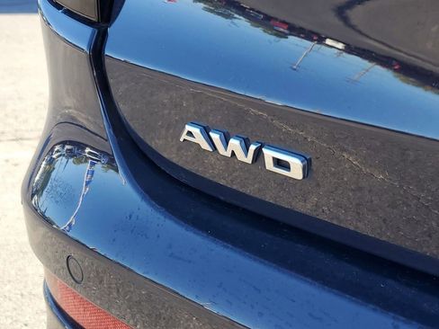 Used 2024 Cadillac XT6 Premium Luxury w/ LPO, Floor Liner Package image 39