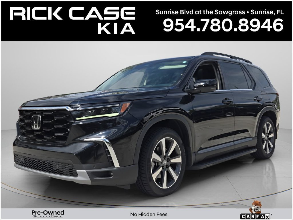 Used 2024 Honda Pilot Touring image 1