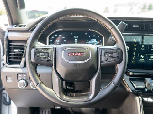 Used 2024 GMC Sierra 2500 AT4 w/ AT4 Premium Plus Package AWD/4WD image 17