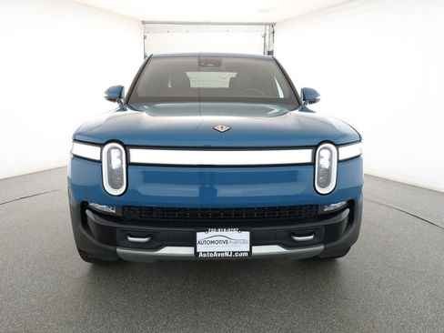 Used 2022 Rivian R1T Adventure image 2