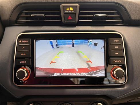 Used 2025 Nissan Versa SV image 21