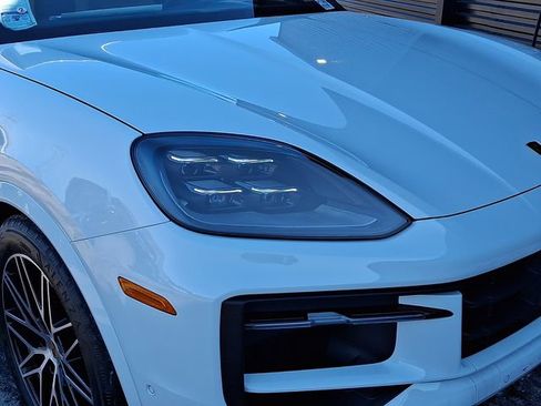 New 2026 Porsche Cayenne image 10
