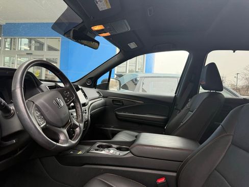 Used 2024 Honda Passport TrailSport image 9
