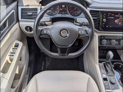 Used 2018 Volkswagen Atlas SEL AWD/4WD image 8