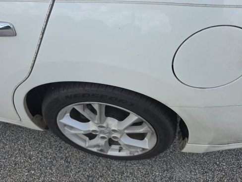 Used 2013 Nissan Maxima 3.5 SV w/ Tech Pkg FWD image 8