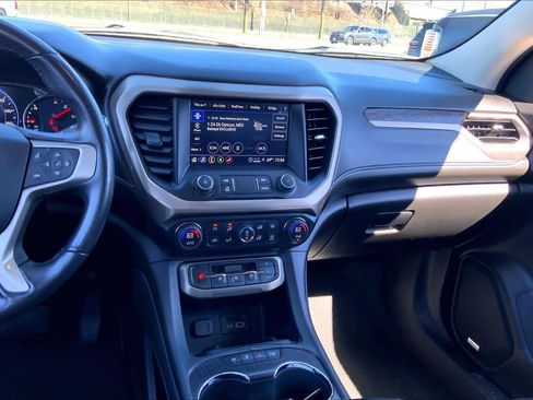 Certified 2022 GMC Acadia Denali w/ Denali Technology Package image 6