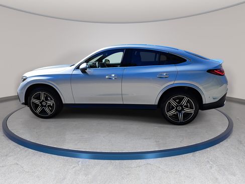 Used 2026 Mercedes-Benz GLC 300 4MATIC image 9