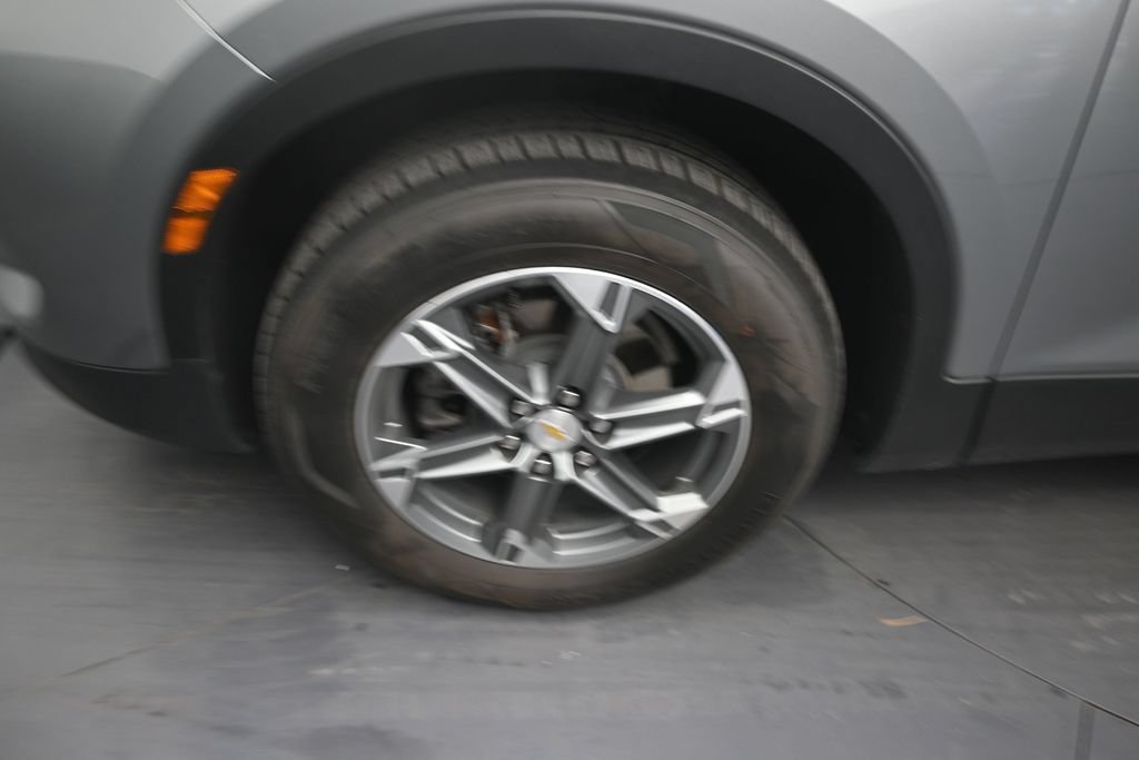 Used 2023 Chevrolet Blazer LT w/ LPO, Floor Liner Package FWD image 9