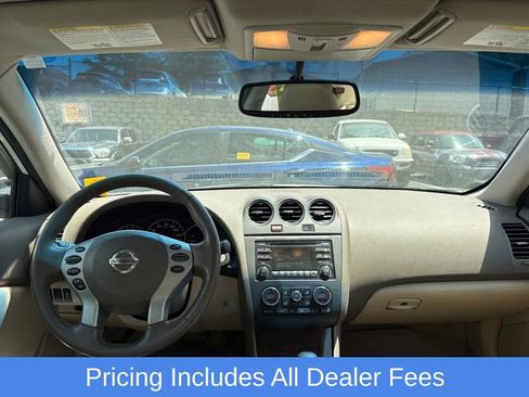 Used 2012 Nissan Altima 3.5 SR w/ Sport Pkg FWD image 7