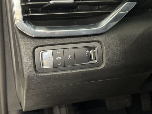 Used 2025 GMC Acadia Elevation w/ Elevation Premium Package FWD image 35