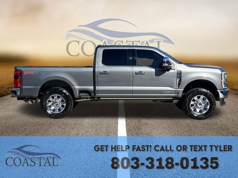 Used 2025 Ford F250 Lariat w/ Chrome Package image 4