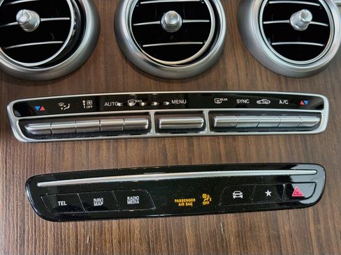 Used 2022 Mercedes-Benz GLC 300 image 15