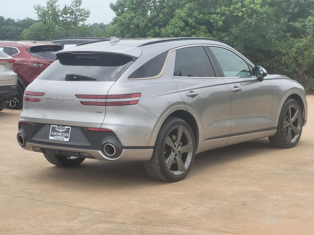 Used 2022 Genesis GV70 3.5T Sport w/ Sport Prestige Package AWD/4WD image 4