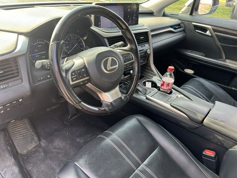 Used 2020 Lexus RX 450hL Luxury w/ Accessory Package AWD/4WD image 18