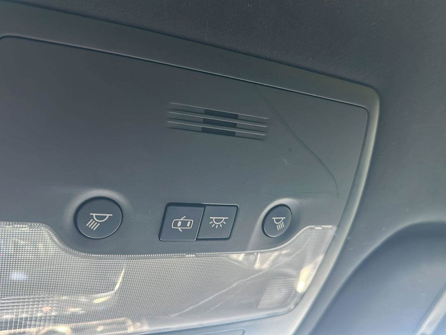 Used 2015 Lexus IS 200t RWD image 19
