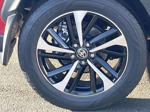 Used 2025 Toyota Corolla Cross AWD Hybrid w/ Convenience Package image 13