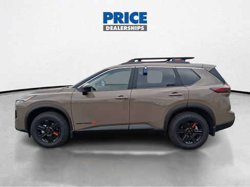 New 2026 Nissan Rogue Rock Creek image 8