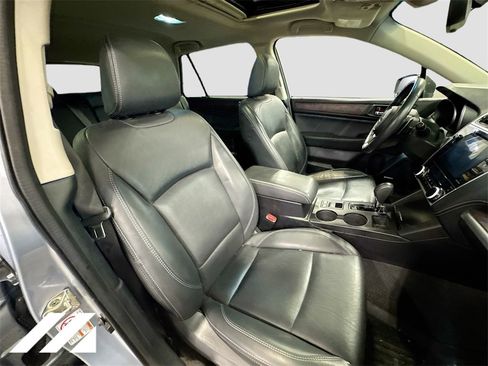 Used 2019 Subaru Outback 2.5i Limited w/ Popular Package #2 image 31