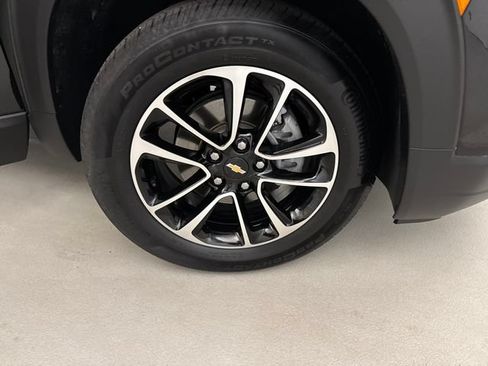Certified 2024 Chevrolet TrailBlazer LT w/ Convenience Package AWD/4WD image 26