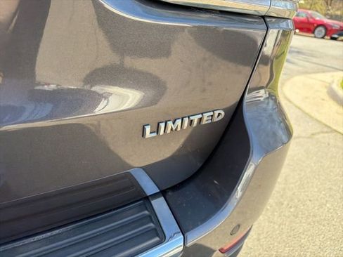 Used 2020 Jeep Grand Cherokee Limited w/ Premium Lighting Group image 7