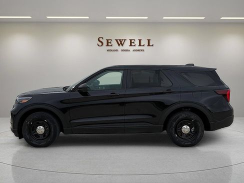 New 2026 Ford Explorer 4WD Police Interceptor image 2