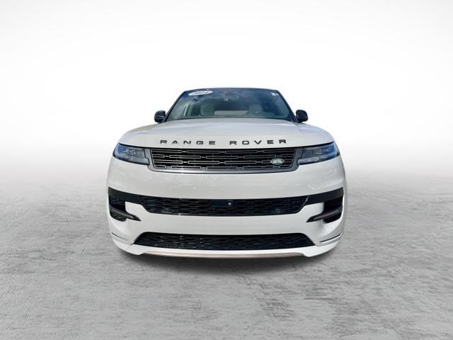 Used 2024 Land Rover Range Rover Sport Dynamic SE AWD/4WD image 2