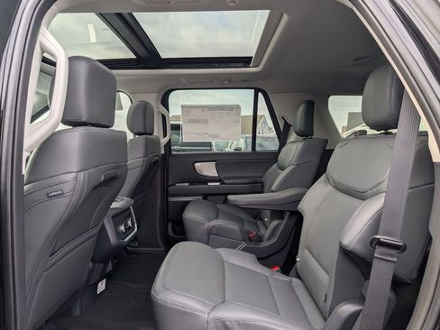 New 2026 Ford Expedition Active AWD/4WD image 48