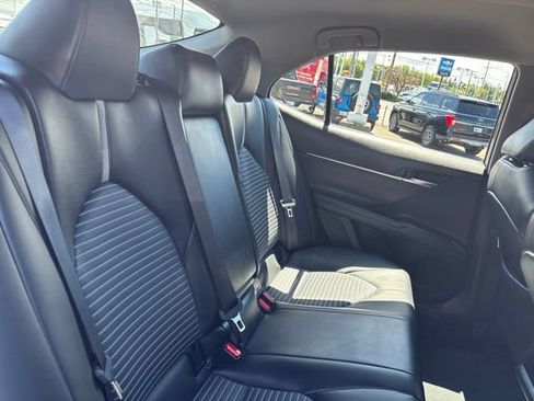 Used 2024 Toyota Camry SE FWD image 37