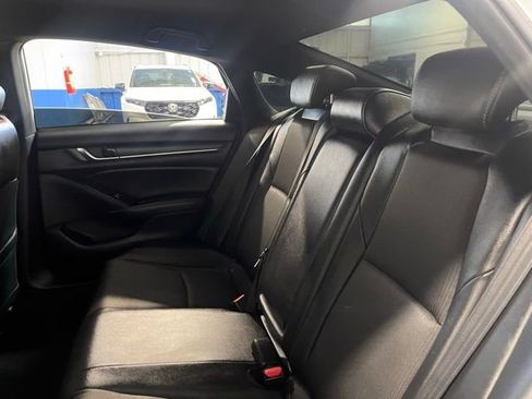 Used 2019 Honda Accord Sport image 18