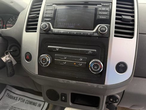 Used 2017 Nissan Frontier SV RWD image 24