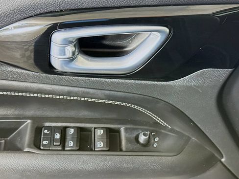 Used 2022 Jeep Compass High Altitude AWD/4WD image 24