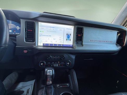 Used 2023 Ford Bronco Raptor AWD/4WD image 10