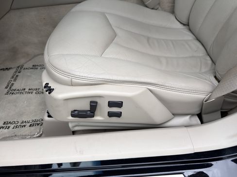 Used 2006 Cadillac XLR RWD image 33