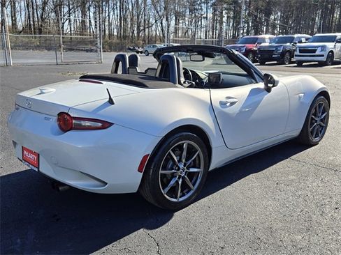 Used 2016 MAZDA MX-5 Miata Grand Touring image 3