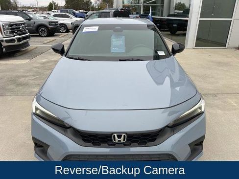 Used 2024 Honda Civic Sport image 2